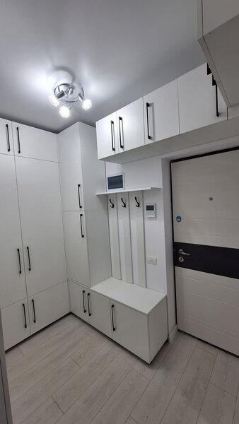 Popesti Leordeni, Biruintei 81, 3 minute metrou,